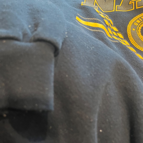 B 13    Vintage Navy Crewneck - Picture 3 of 6